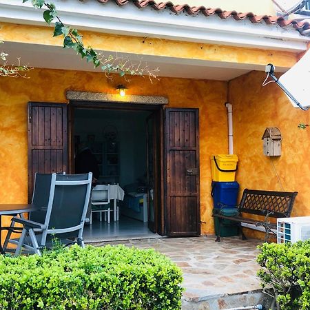 Casa Vacanze Vista Mare A Budoni - Sam01 Танаунелла Екстер'єр фото